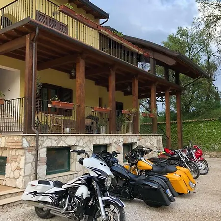 Bed & Breakfast Terre D'aveja Paganica